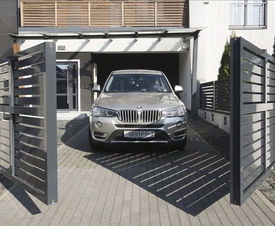 Ворота в Брюховецкой